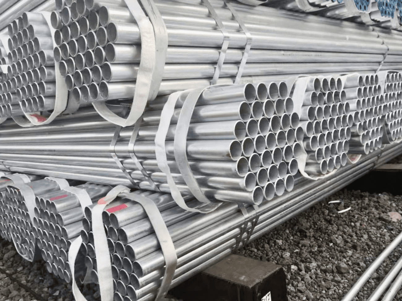 Mua ống nhúng nóng Hòa Phát tại Titan Steel