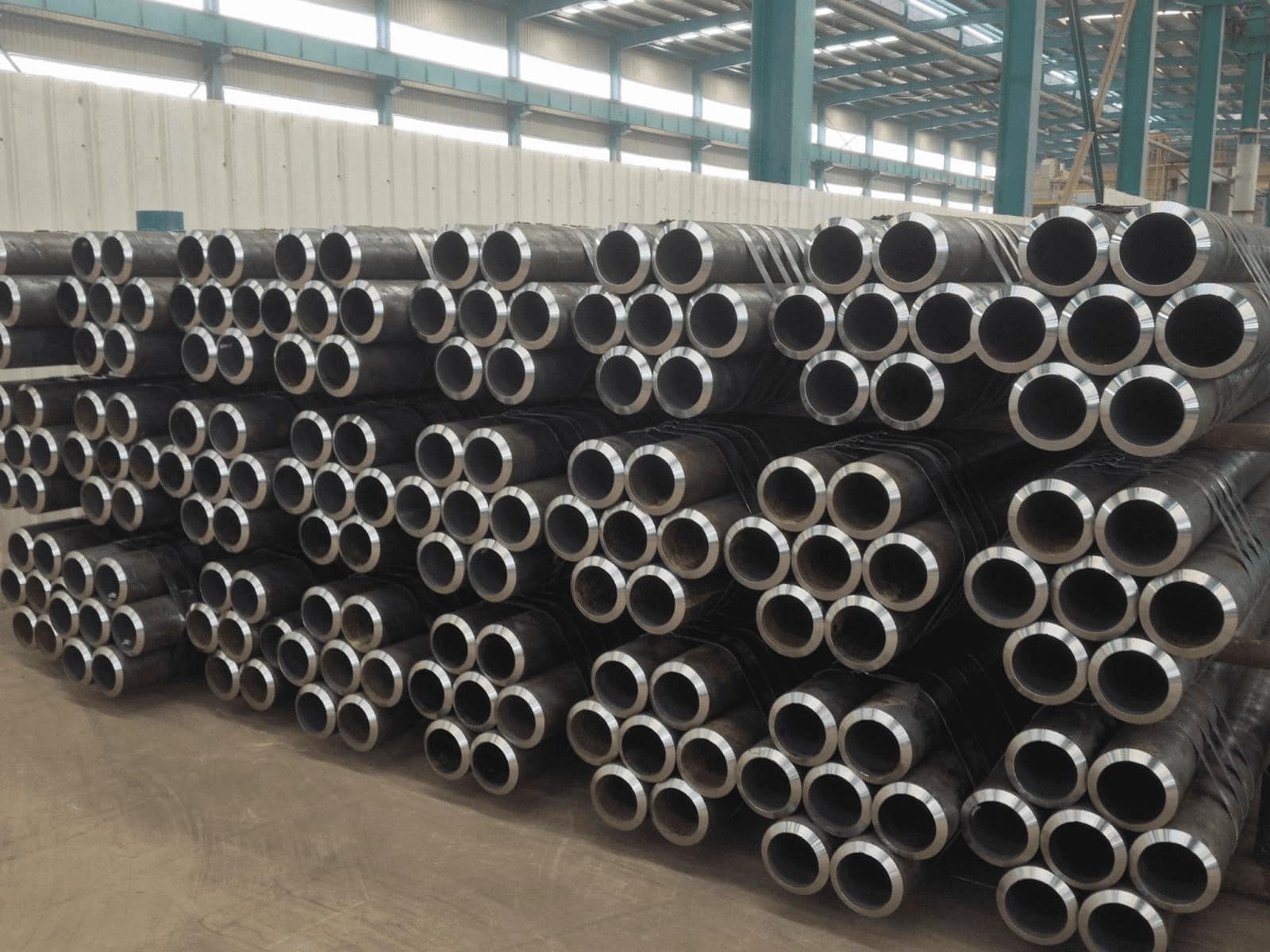 Một số lưu ý khi sử dụng ống thép đen: