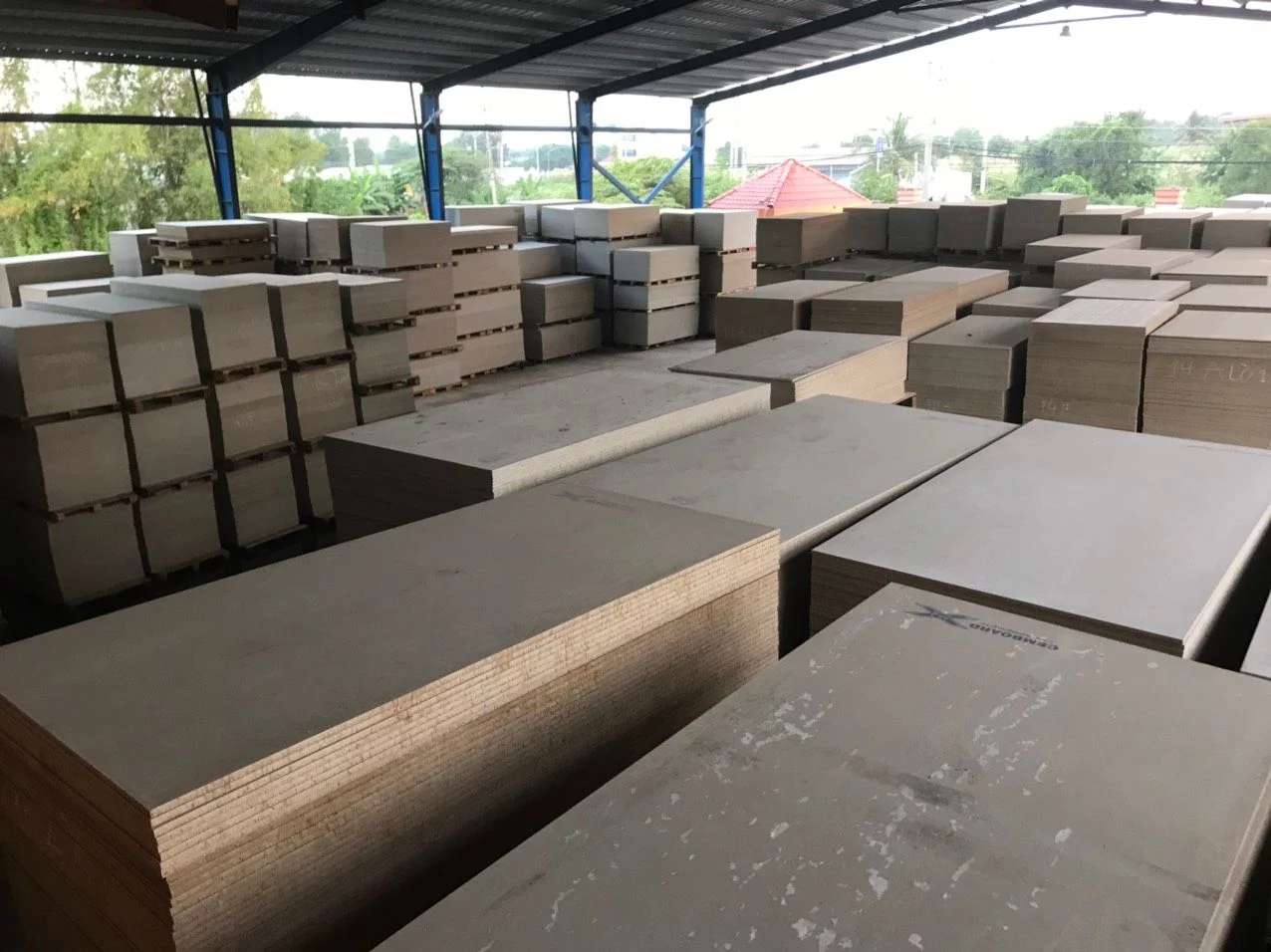 Ứng dụng của tấm xi măng trong xây dựng